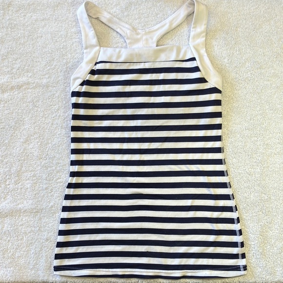 GAP Tops - Gap Fit striped top
